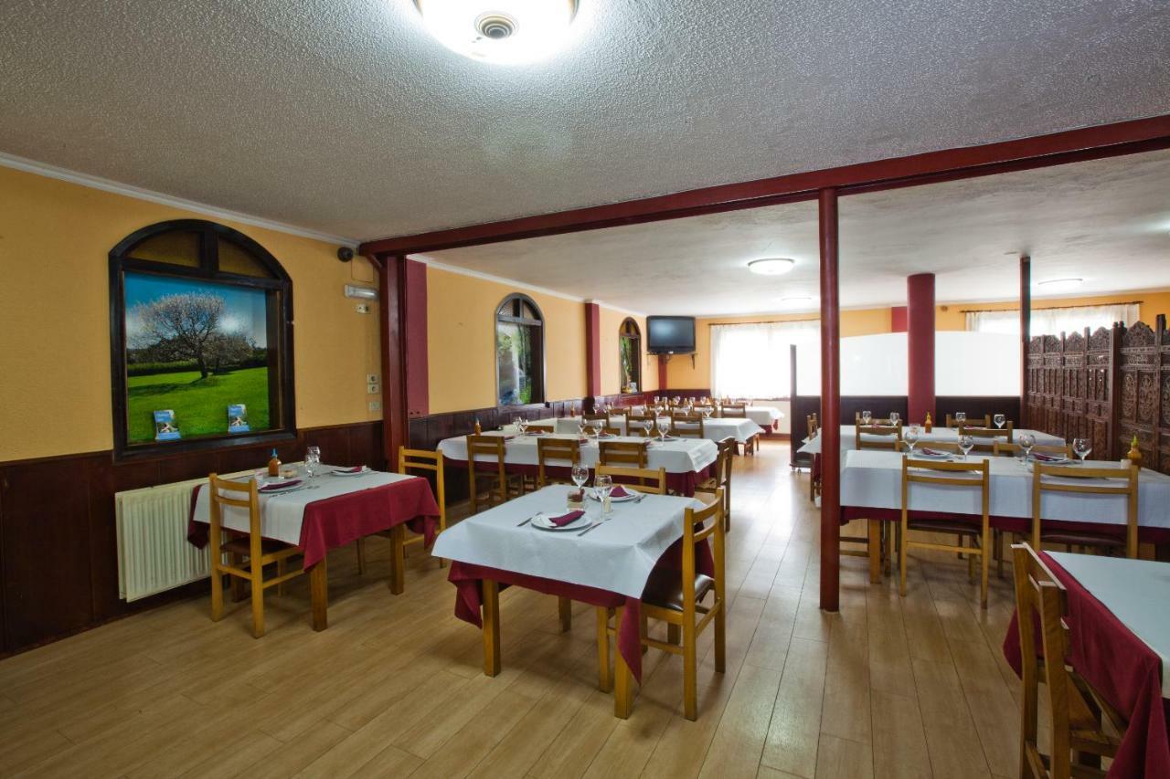 Hotel Terranova Oza de los Ríos Exteriér fotografie